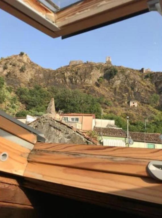 Casa Rosa In Stile Siciliano Vicino Giardini E Taormina Appartamento *