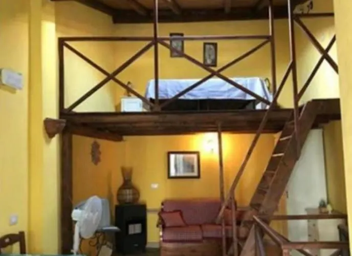 Casa Rosa In Stile Siciliano Vicino Giardini E Taormina